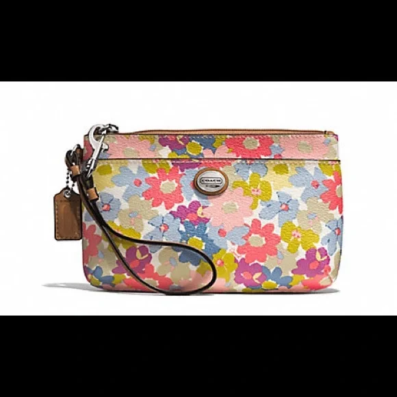 Retired NWT Peyton Floral Medium Wristlet - Picture 1 of 6